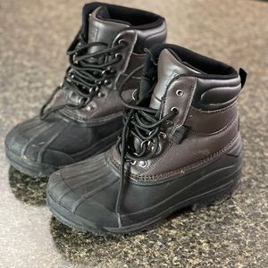 Snow tracker boots